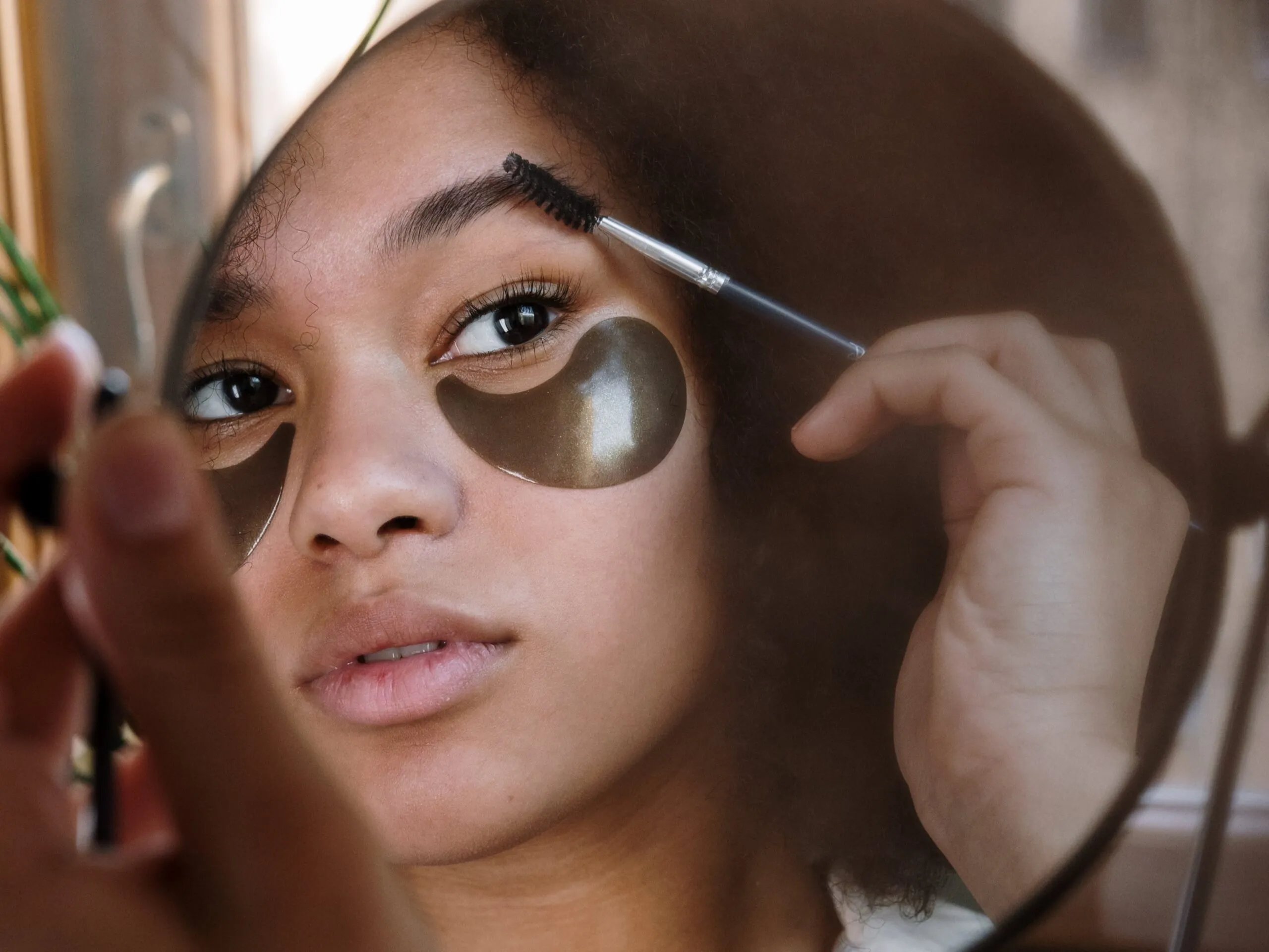 5 Eyebrow Grooming Kits That Make Trimming Your Brows  Easy