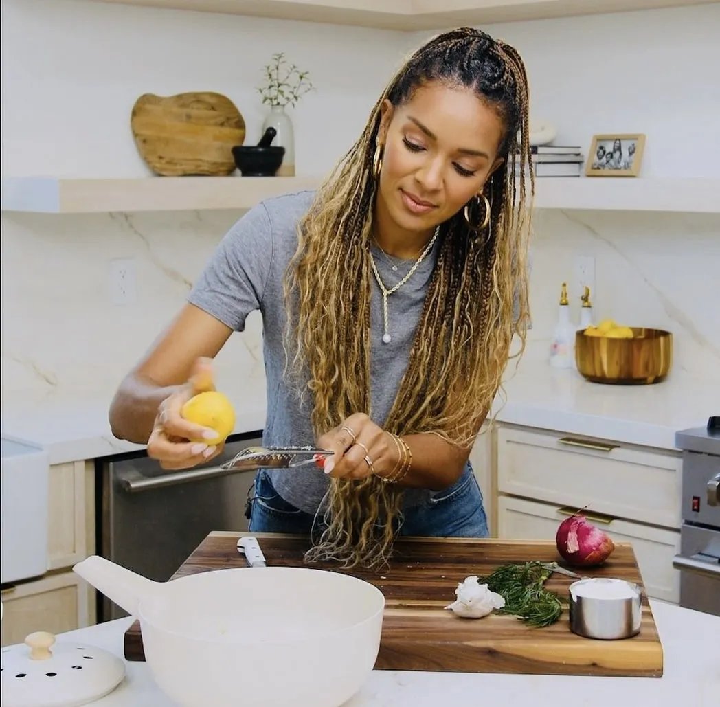 Lizzy Mathis Inspires Women to be Happy in their Homes and in Life