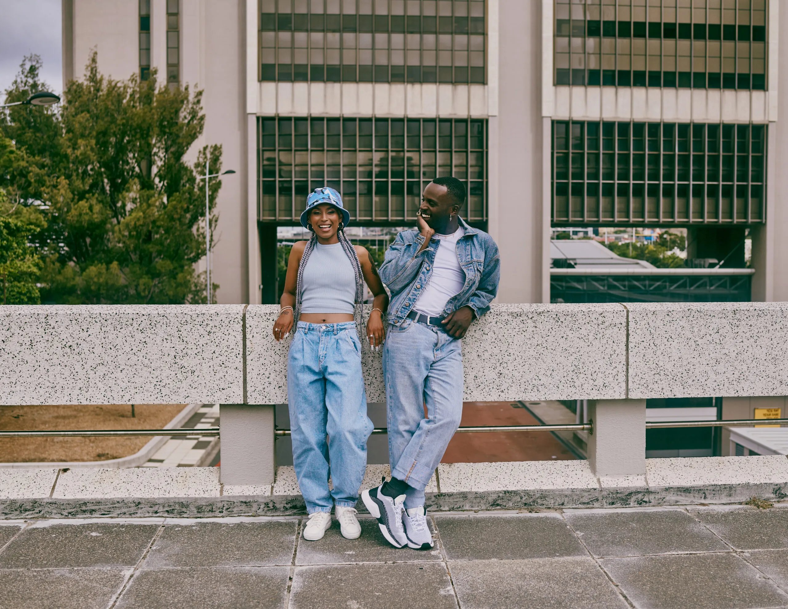 Your Guide To Rocking a 2000s Aesthetic With Confidence in 2025