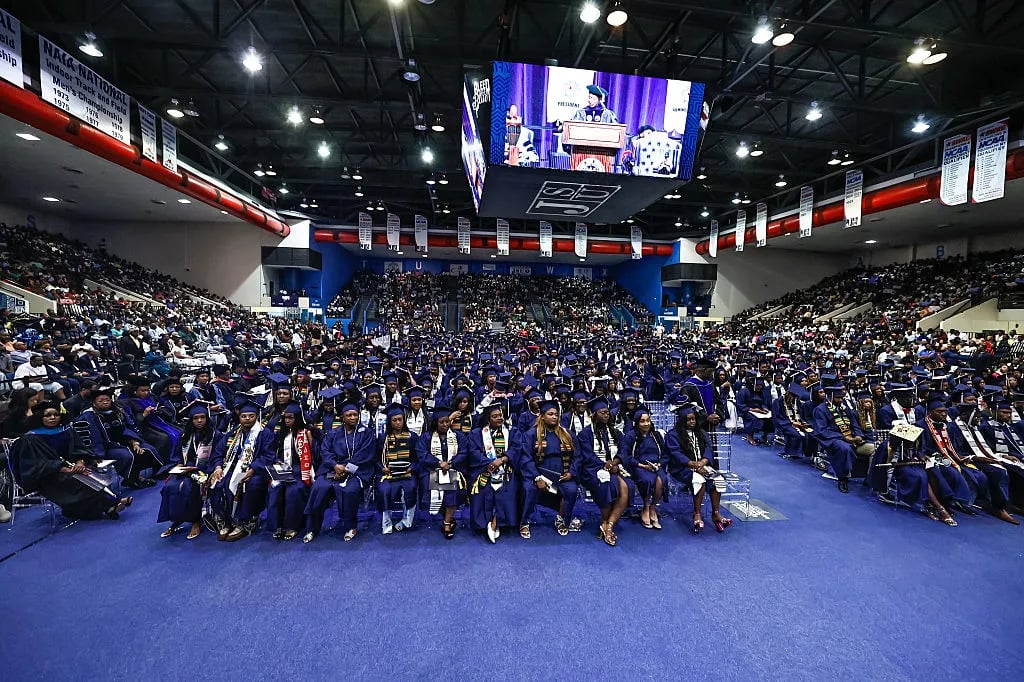 Twins Graduate From Jackson State, Honoring Older Brother Several Years After His Death
