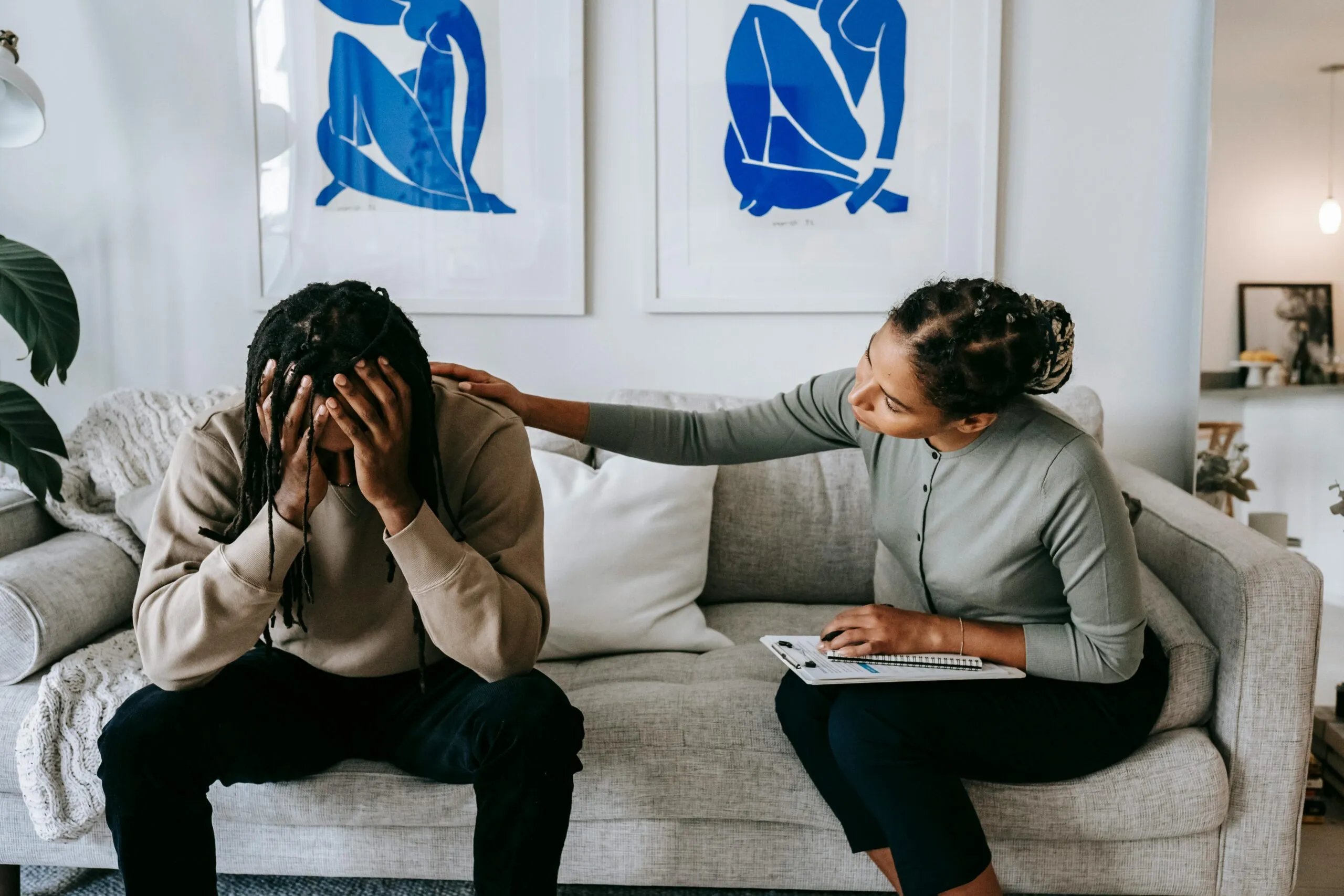 What Does It Mean to Date Someone With Relationship Trauma?