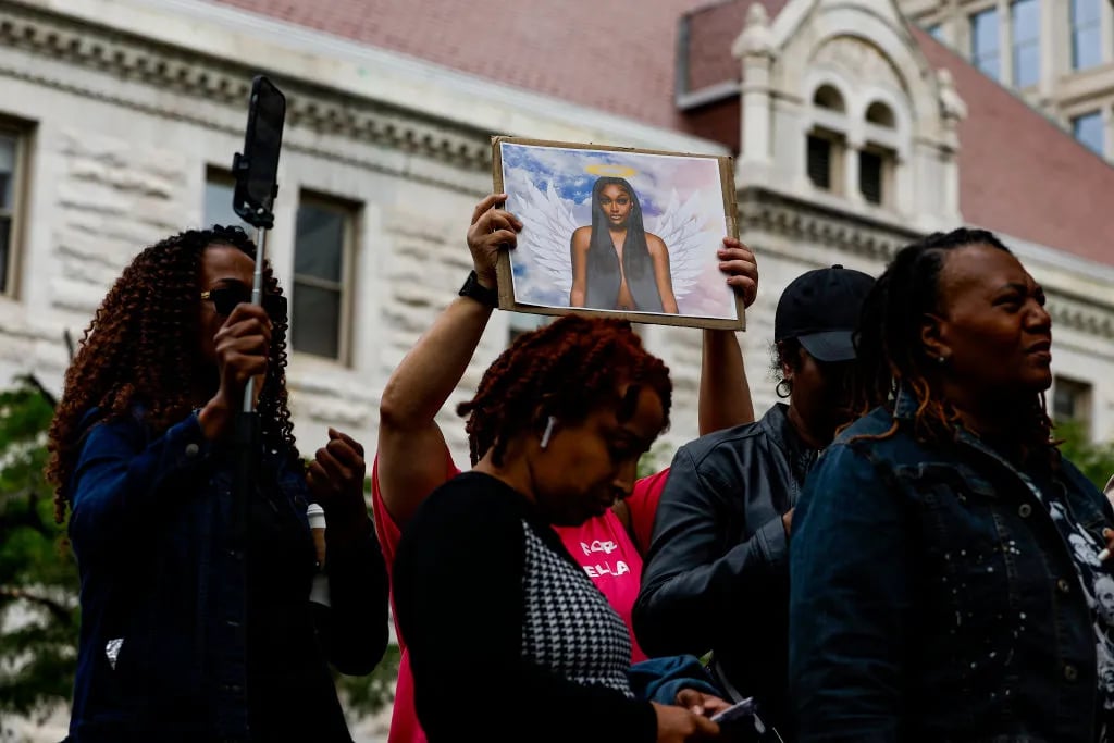 Shanquella Robinson’s Family Still Fighting For Justice 3 Years After Her Death, Calling On FBI To Release More Info