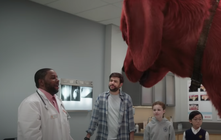 Kenan Thompson A Vet In Exclusive Clip From 'Clifford the Big Red Dog' Film