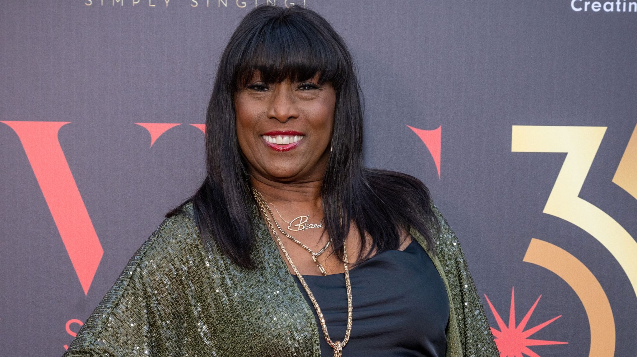 'Showtime At The Apollo' Host Kiki Shepard Dies at 74