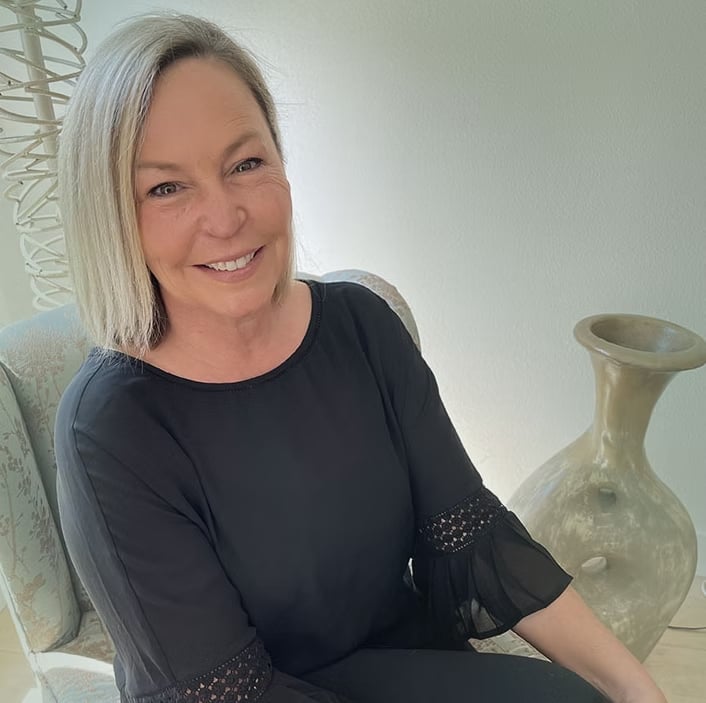 Dr. Lori Bohn, PMHNP-BC, DC