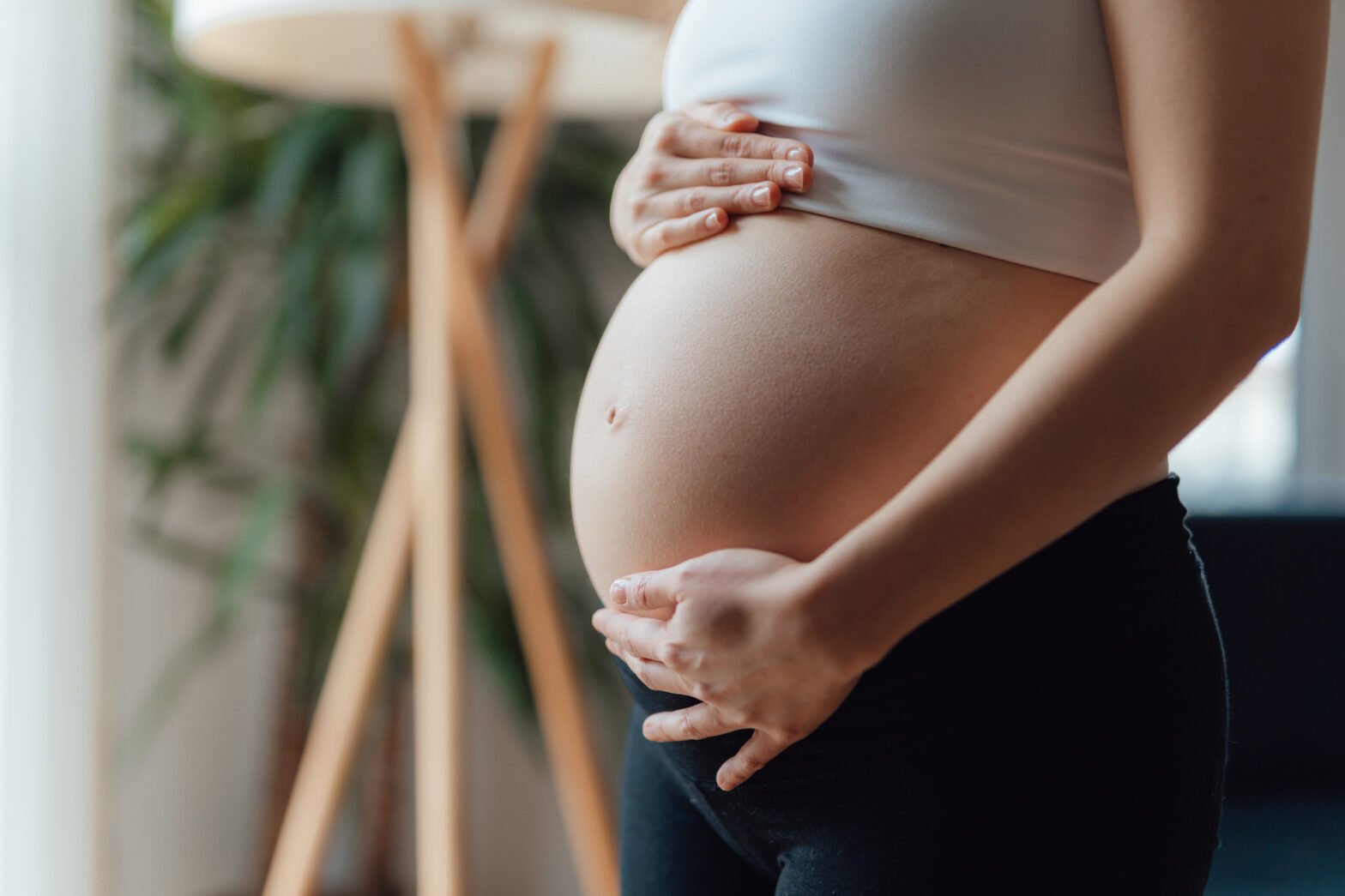 Amid Legal Fight, Surrogate Gives Birth After Refusing Couple’s Request To Abort Fetus With Heart Defect