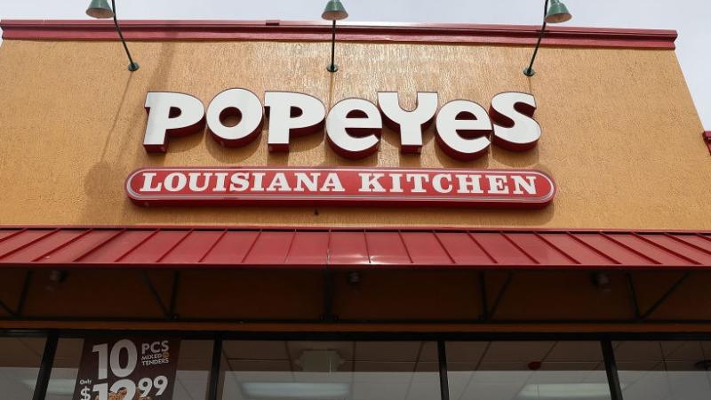 Popeyes Employee Goes Viral After Greeting Customers With Mesmerizing Singing Voice