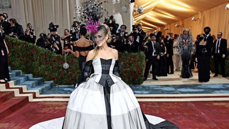 Sarah Jessica Parker Paid Homage To First Black Fashion Designer In The White House, Elizabeth Hobbs Keckley