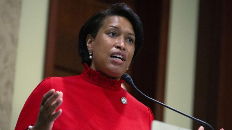 Washington DC Mayor Praised For Squashing An Awkward Question About Her Sexuality