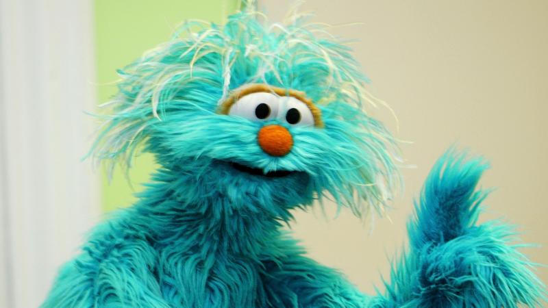 Sesame Place's Rosita Ignoring Black Children Is More Mentally Harmful Than You Might Think