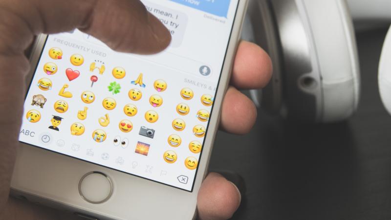 Twitter Is Cutting Up With Hypothetical Text Scenarios Using Emoji