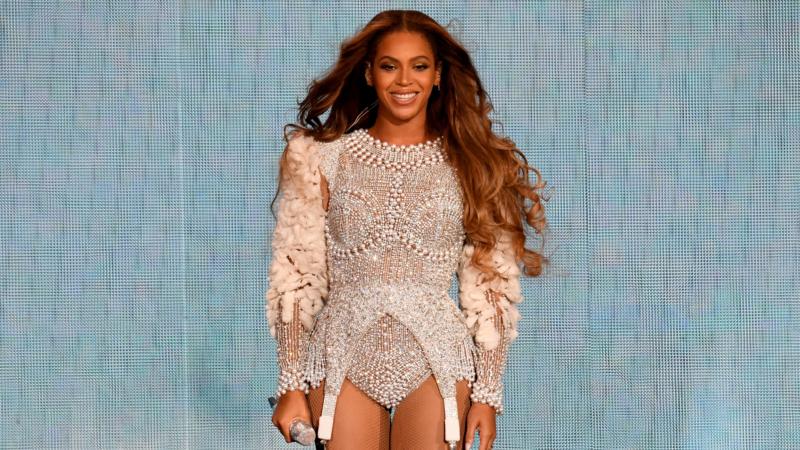 Happy Birthday Queen Bey: 10 Of Beyoncé's Greatest Outfits
