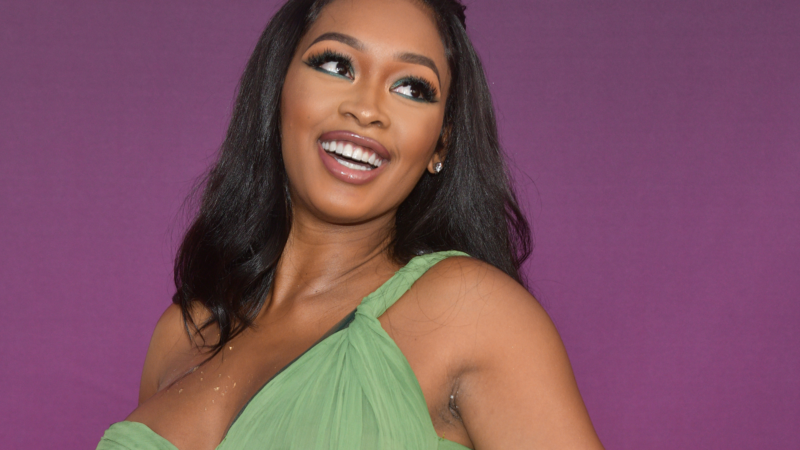 Miracle Watts Parades Post-Pregnancy Body And Shares 'Snap Back' Story: 'Somebody Has To Keep It Real'