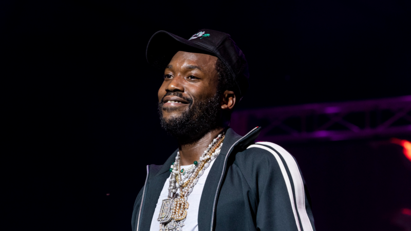 Meek Mill Covers 20 Incarcerated Women's Bail So They Can Enjoy The Holidays With Family