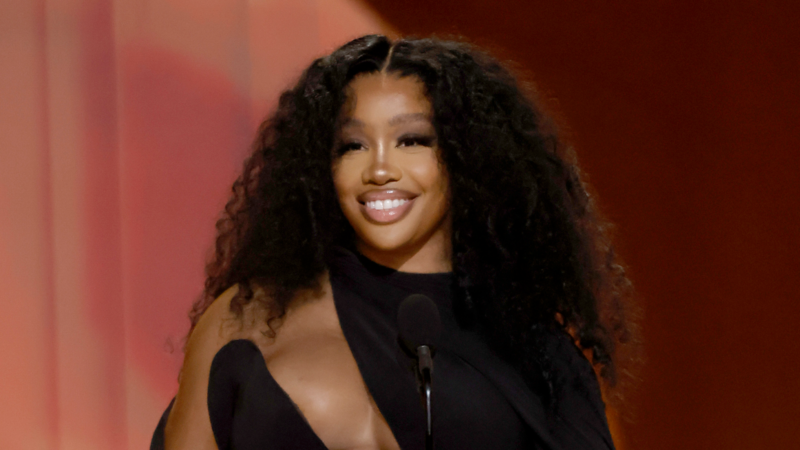 Surprise! SZA Links Up With Doja Cat For Remix Of 'Kill Bill'