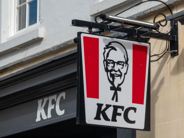 A Texas KFC Offers Explanation After The N-Word Was Written On Its Sign