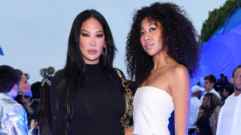 Aoki Lee Simmons Reminds Vogue To 'Not Forget The Youngest Chanel Bride' After Snubbing Mother Kimora In Karl Lagerfeld Tribute Cover