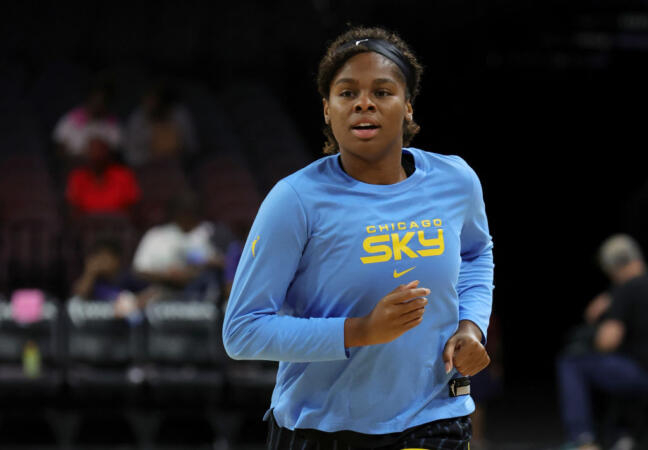This WNBA Star Learned She Was Pregnant At 6 Months Along: 'None Of The Normal Signs'