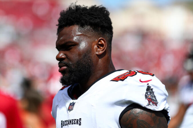 2-Year-Old Daughter Of Tampa Bay Buccaneers LB Shaquil Barrett Drowns In Family Pool
