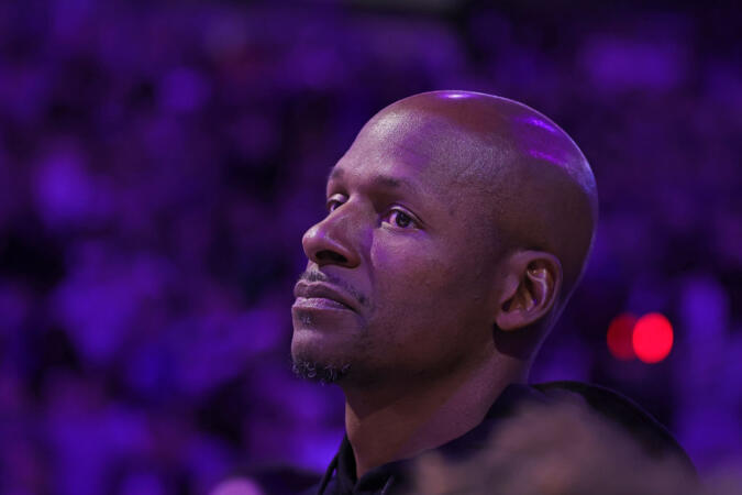 NBA Star Ray Allen Graduates From UConn Almost 30 Years After Leaving School