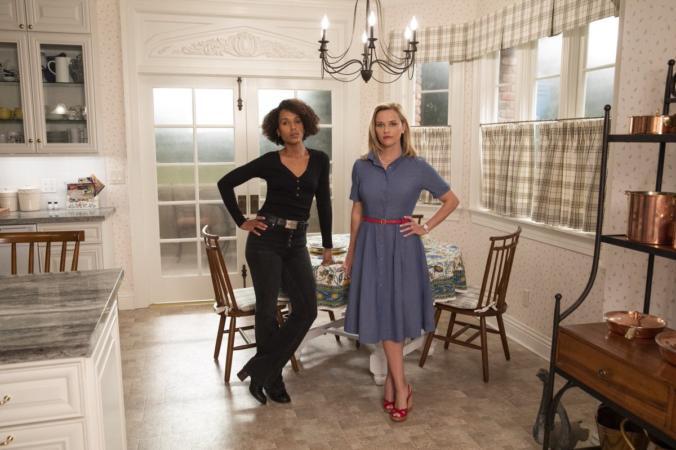 'Little Fires Everywhere': Kerry Washington And Reese Witherspoon Stun In First-Look For Hulu's Limited Series Adaptation Of Novel