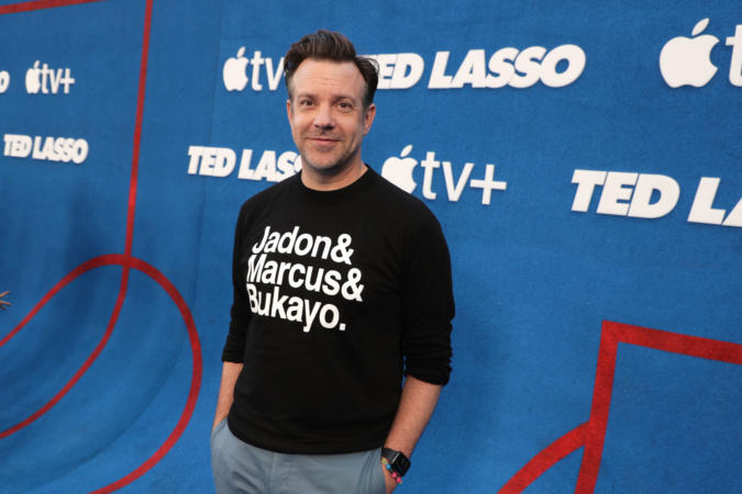 Jason Sudeikis Supports England's Black Soccer Players On 'Ted Lasso' Red Carpet