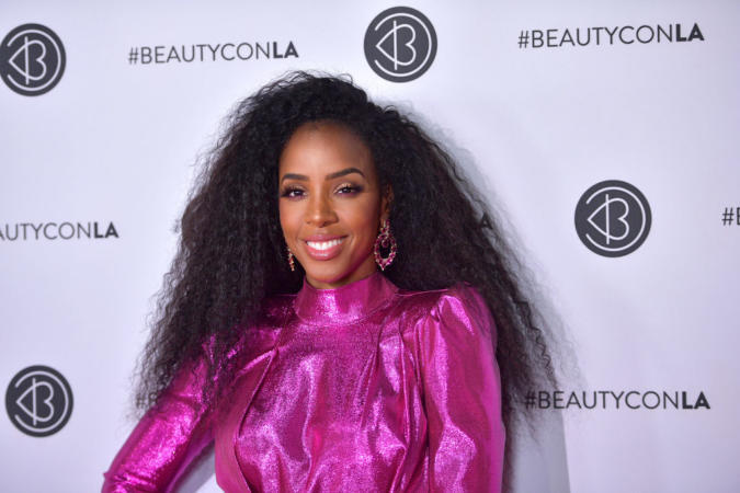 'Merry Liddle Christmas': Kelly Rowland To Star In Upcoming Holiday Movie Based On Her Own 'Christmas Catastrophe'