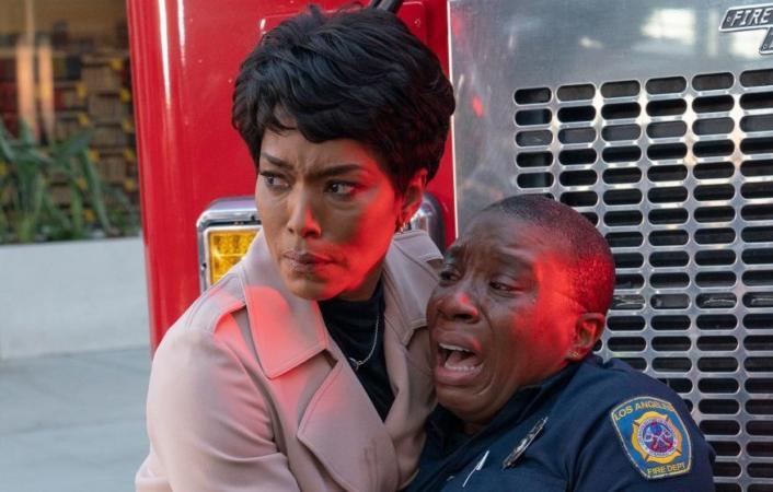 '9-1-1': USA Network Lands Cable Rights To Hit Ryan Murphy Series