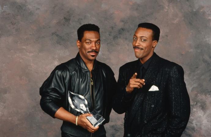 Eddie Murphy And Arsenio Hall Say That 'Coming To America' Was Forced To Include A White Person