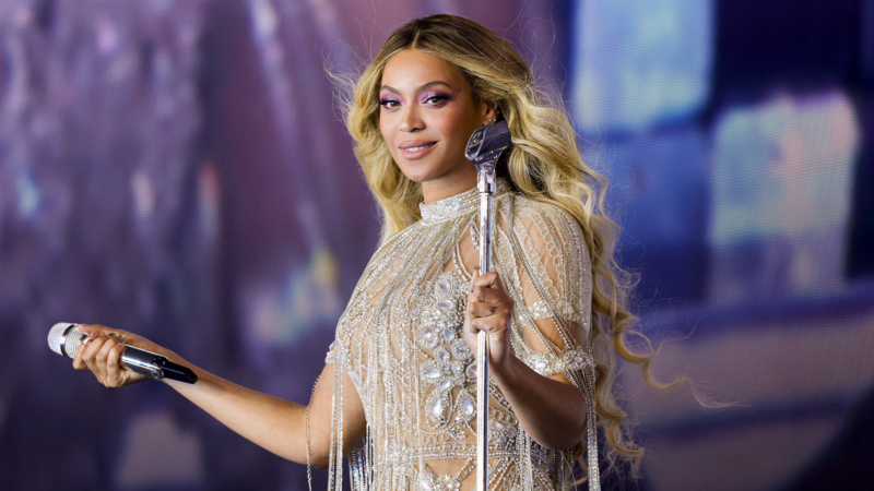 Beyoncé's BeyGOOD Foundation Donates $100K In Scholarships To Detroit Students