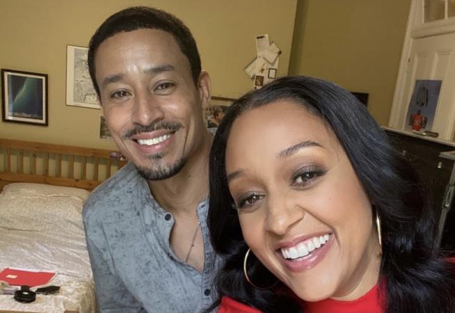 Black Don't Crack: Tia Mowry and Mark Taylor From 'Seventeen Again' Reunite For New Movie