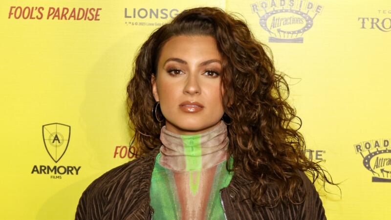 Tori Kelly Hospitalized For 'Serious' Blood Clots After Collapsing In Los Angeles
