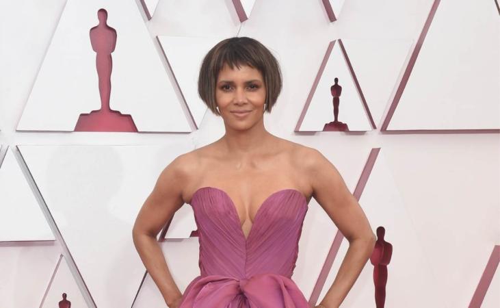 Halle Berry Responds To Fan Talking About Her Bob At The Oscars
