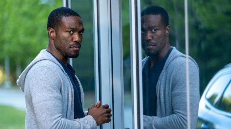 'Watchmen' Star Yahya Abdul-Mateen On That Twist And The Love Story We Didn't Know We Needed