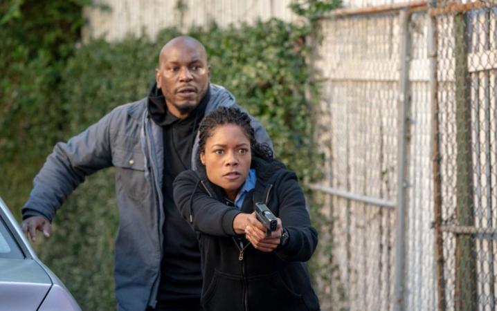 Exclusive First Look: Naomie Harris And Tyrese Gibson Are On The Run In Upcoming Thriller, 'Black And Blue'