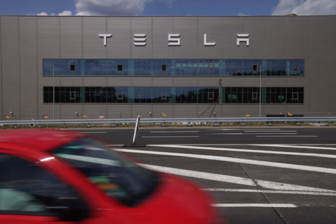 Black Tesla Workers Faced Discrimination And Retaliation According To Federal Lawsuit