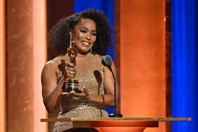 Angela Bassett Receives Honorary Oscar, Thanks Black Actresses For Being 'Beacons Of Possibility And Hope'