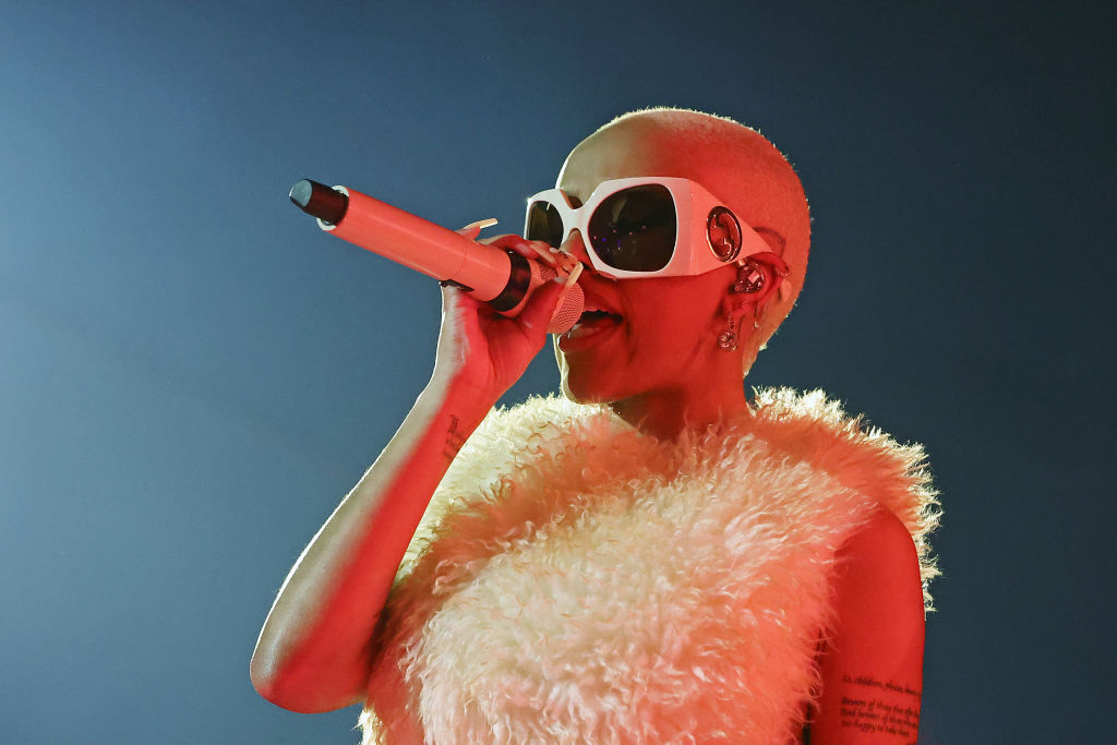 Doja Cat's History-Making Coachella Performance Is Being Praised: 'Her Live Show And Flow Are Unmatched'
