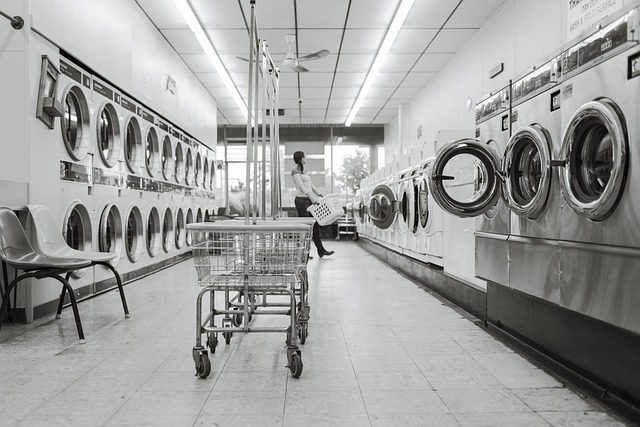 Atlanta Man Starts Mobile Laundry Bus For Unhoused People