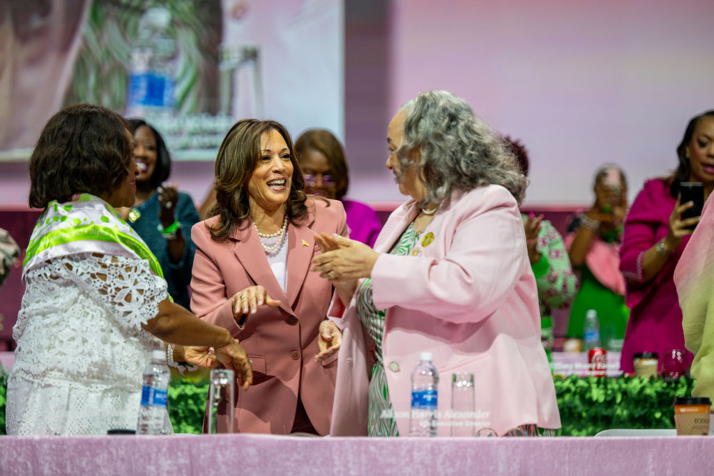 Alpha Kappa Alpha Forms PAC For Kamala Harris