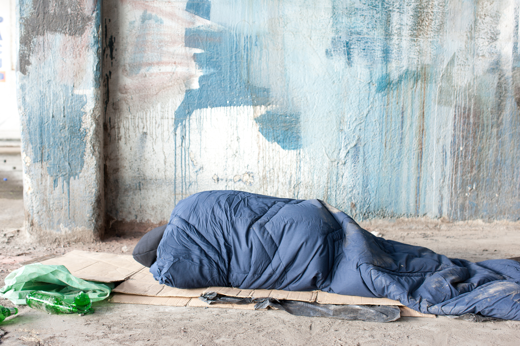 Florida's New Homeless Law: Unhoused People Banned From Sleeping In Public Outdoor Spaces, Officials Scrambling For Solutions