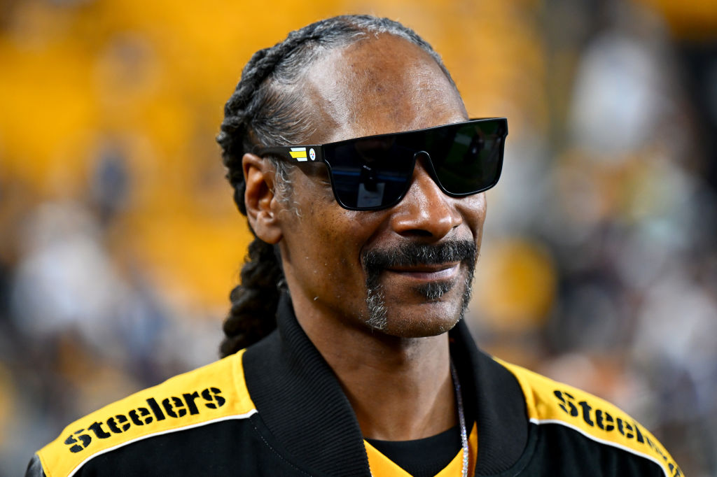 Snoop Dogg Has Lost Over Half A Million Followers After Trump-Affiliated Crypto Ball Performance