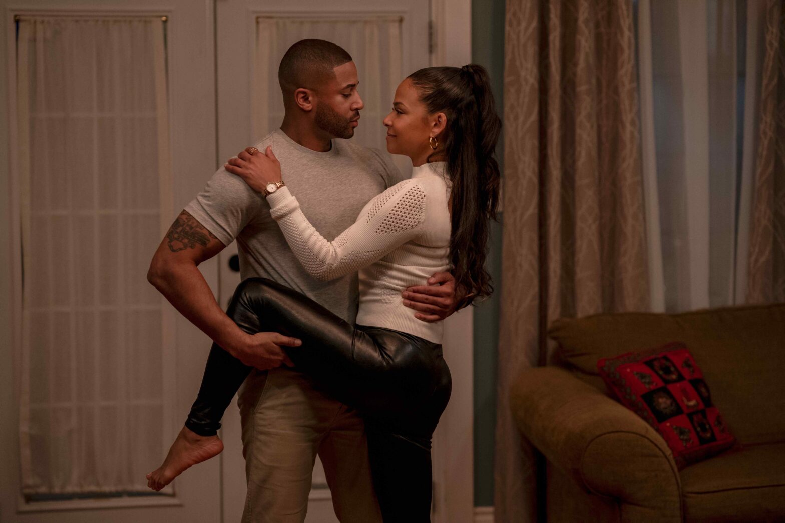 Meet Me Next Christmas First Look Christina Milian Kofi Siriboe And meet-me-next-christmas-first-look-christina-milian-kofi-siriboe-and