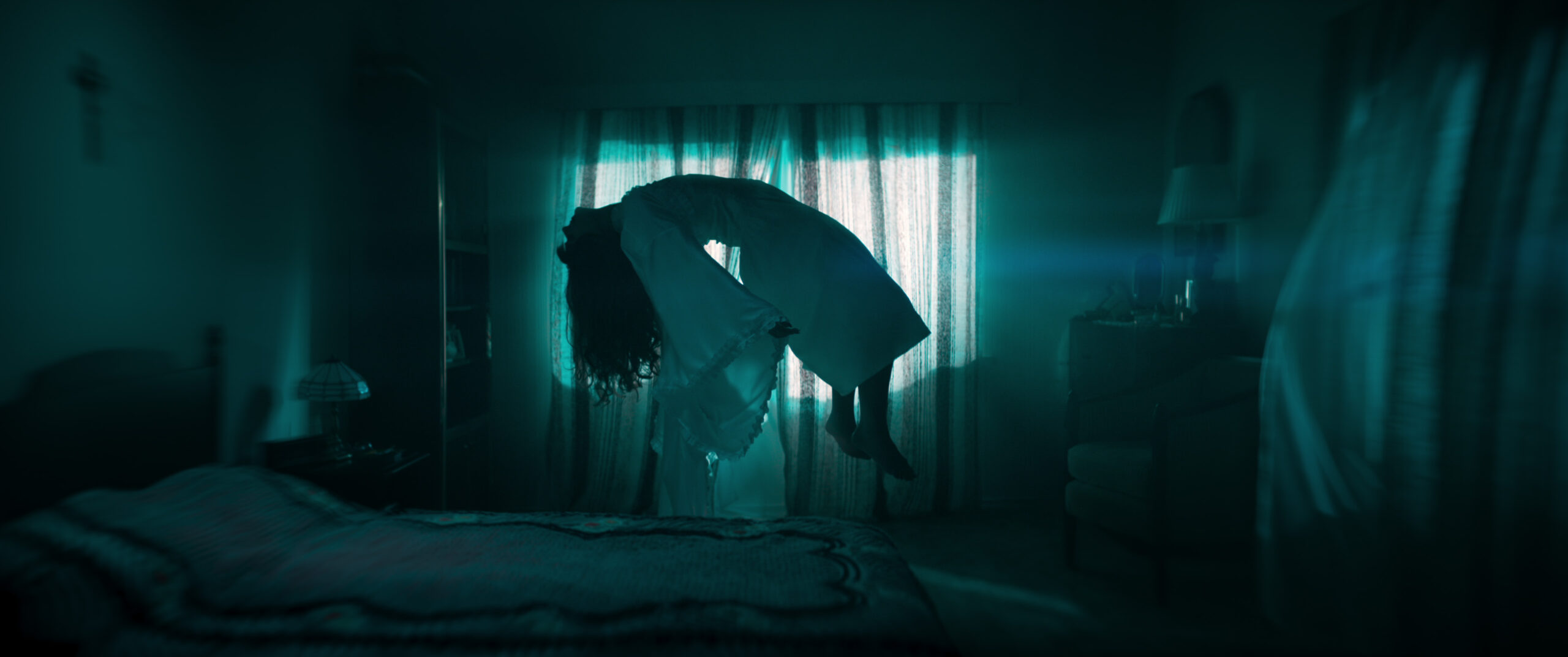 'The Manhattan Alien Abduction' True Story, Explained And Why The Woman In Doc Is Suing Netflix