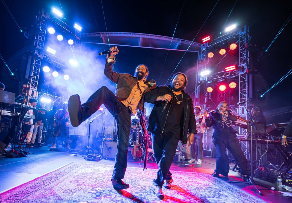 Damian and Stephen Marley on stage