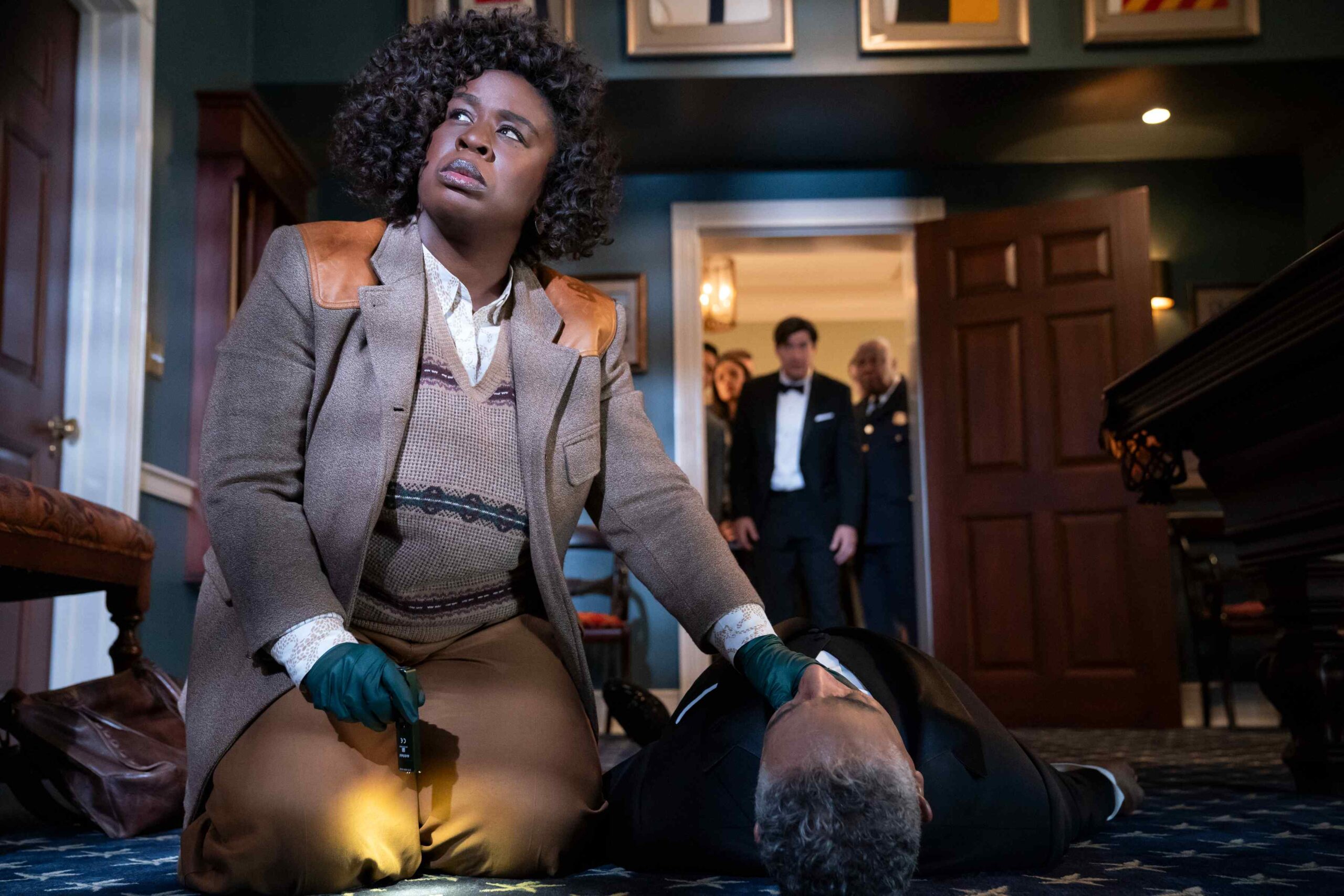 Netflix And Shondaland's 'The Residence' Trailer: Uzo Aduba Investigates A White House Murder