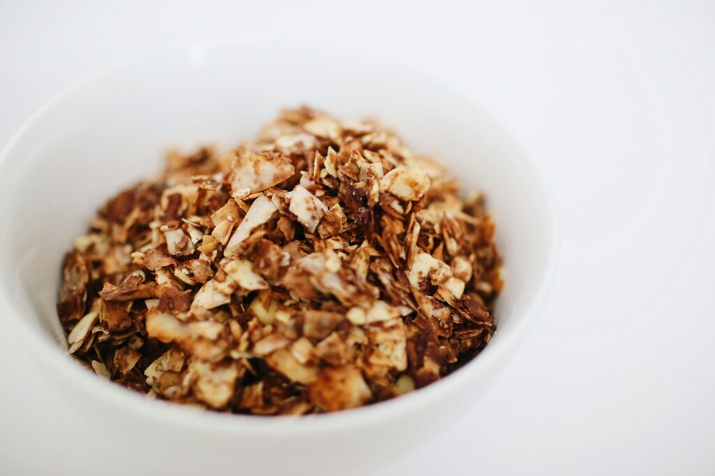 high calorie recipes for chronic kidney disease pictured: apple cinnamon oatmeal with cream