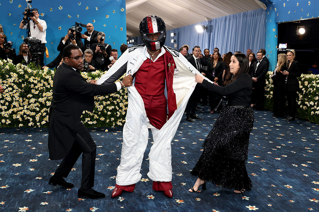 Damson Idris At The Met Gala 2025: His F1-Inspired Suit, Crystal-Covered Helmet Steal The Show
