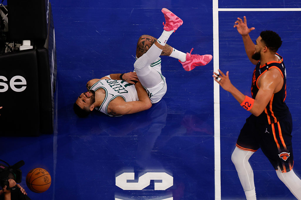 Jayson Tatum’s Injury Update: Incident Shakes Boston Celtics As Team Confronts Uncertain Path Forward Jayson Tatum’s Injury Update: Incident Shakes Boston Celtics As Team Confronts Uncertain Path Forward