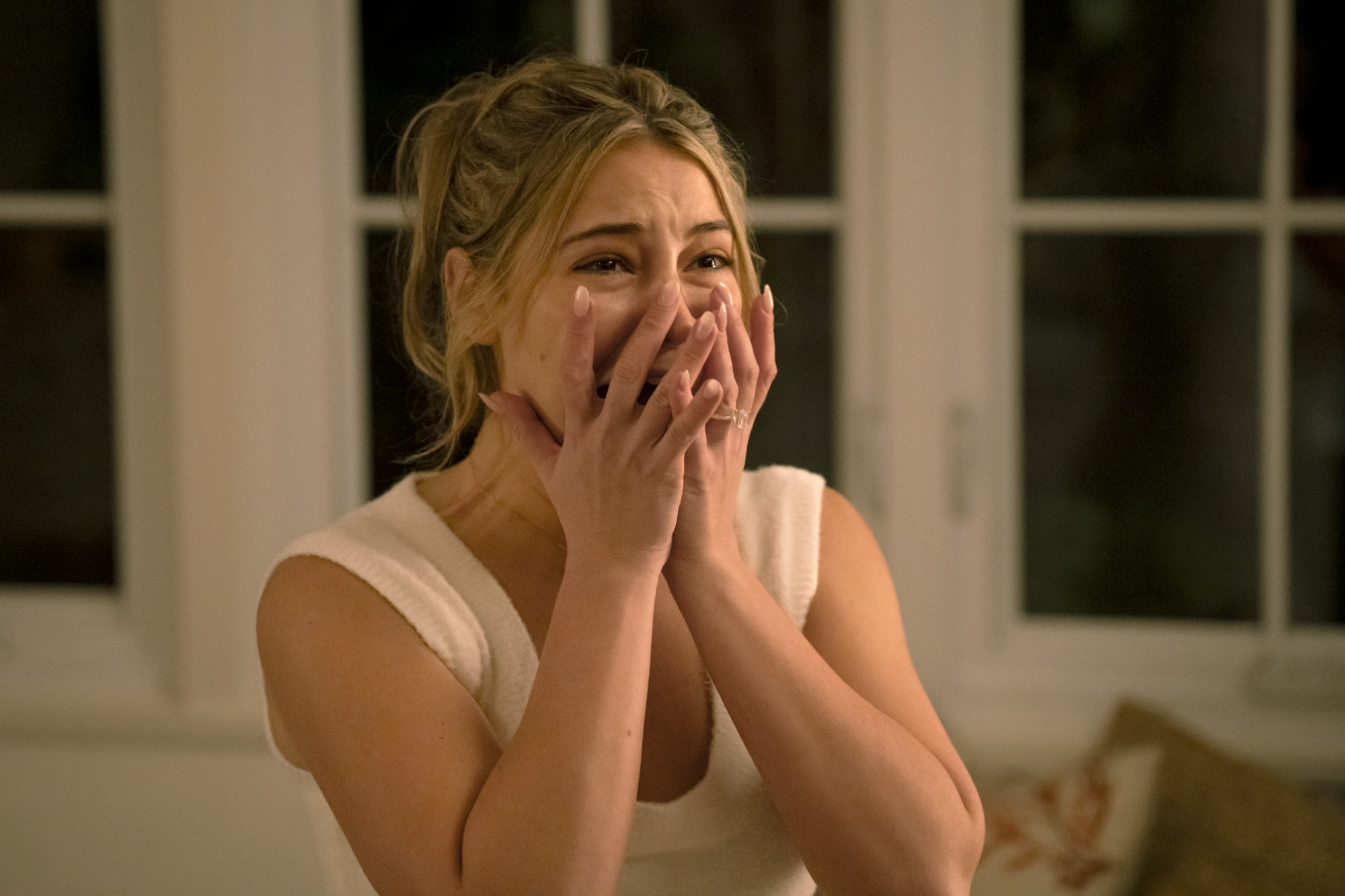 Madelyn Cline On Filming 'Outer Banks' Final Episodes Amid 'I Know What You Did Last Summer' Premiere